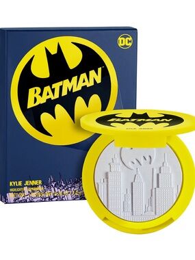 batman x kylie cosmetics highlighter